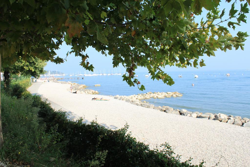 Camping Piantelle Moniga del Garda ภายนอก รูปภาพ