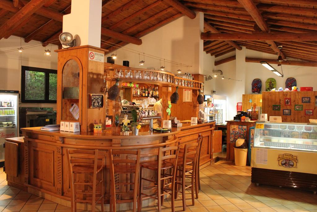 Camping Piantelle Moniga del Garda ภายนอก รูปภาพ