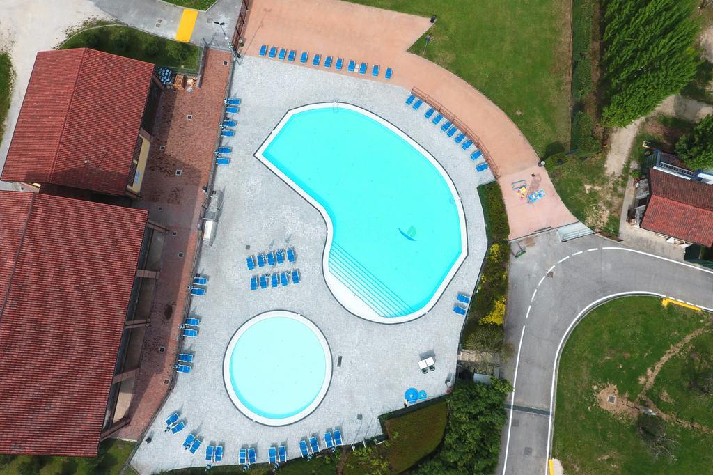 Camping Piantelle Moniga del Garda ภายนอก รูปภาพ