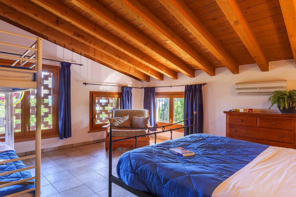 Camping Piantelle Moniga del Garda ภายนอก รูปภาพ