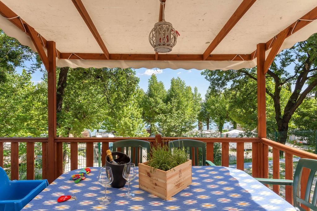 Camping Piantelle Moniga del Garda ภายนอก รูปภาพ