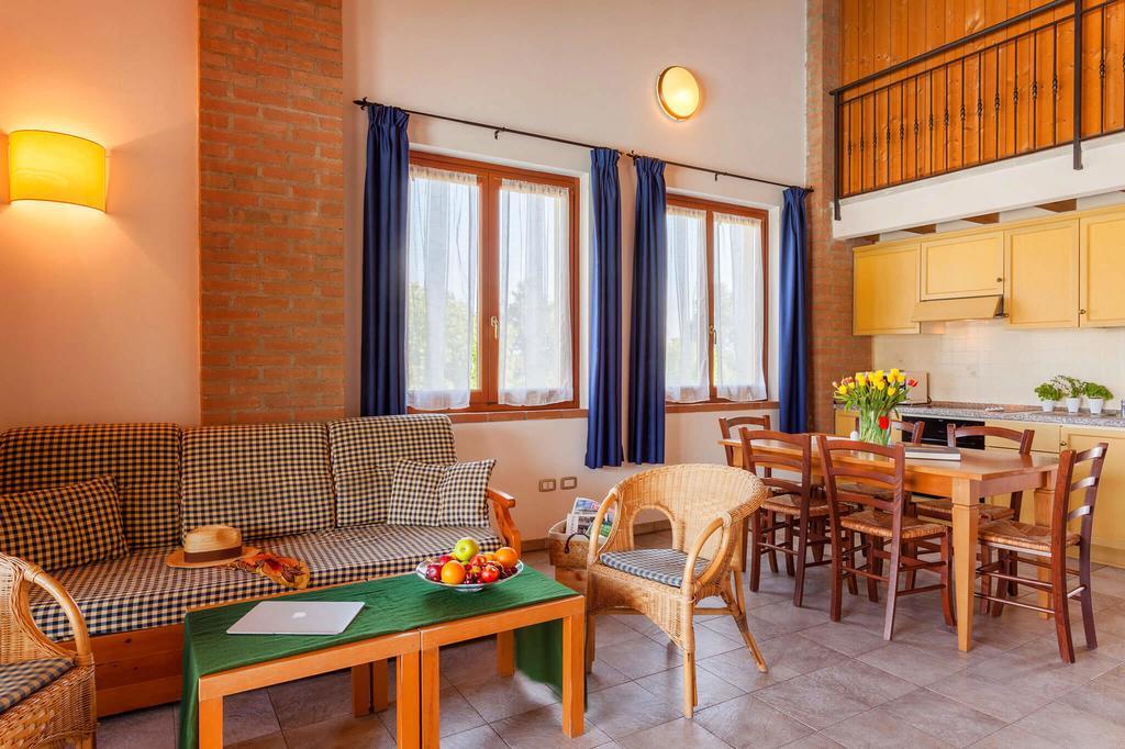 Camping Piantelle Moniga del Garda ภายนอก รูปภาพ