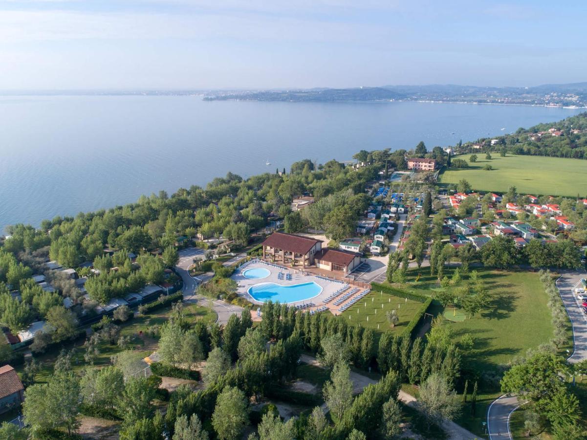 Camping Piantelle Moniga del Garda ภายนอก รูปภาพ