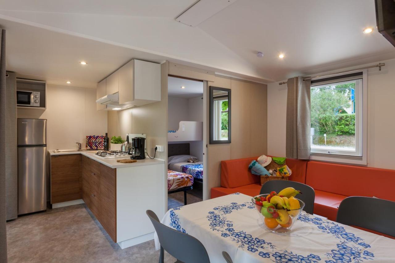 Camping Piantelle Moniga del Garda ภายนอก รูปภาพ